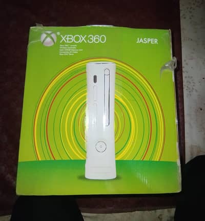 Xbox 360 Jasper with Box and Extra controller 