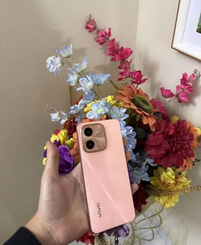 vivo Y28 8/128 With Box Charger