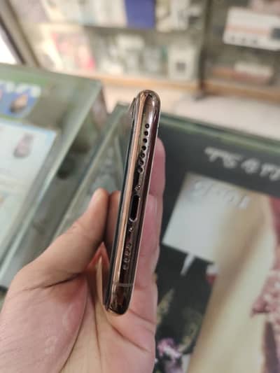 Iphone 11 pro max 256 gb PTA APPROVED