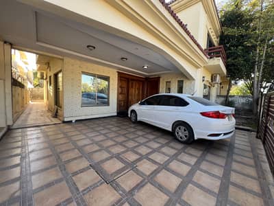 Sector : 10 Marla Ground portion for Rent Bahria enclave Islambad