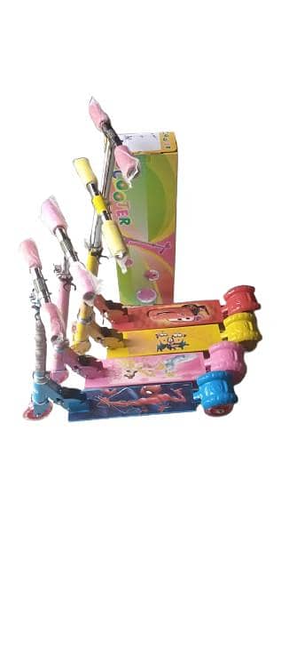 scooty with three wheels