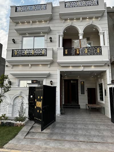 5 Marla Modern Design House Sale At Prime Location