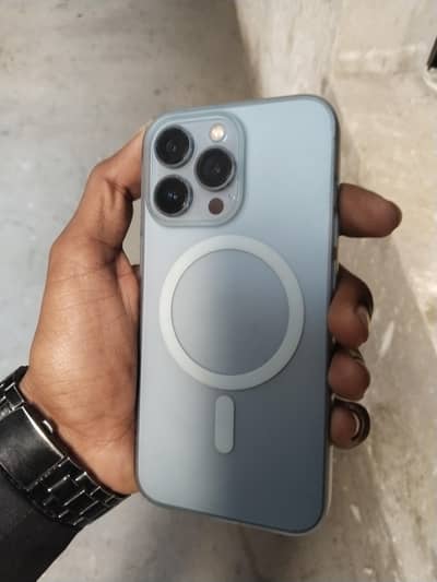 13 pro sale urgent with box and adopter 4 months time available