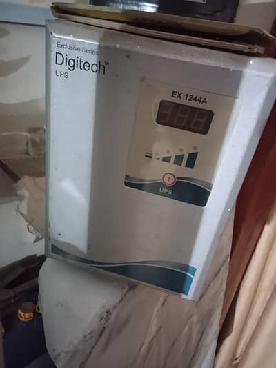 UPS Digitech with Phoenix battery ser