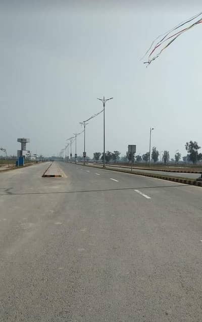 2 Kanal Facing Golf Plot For Sale