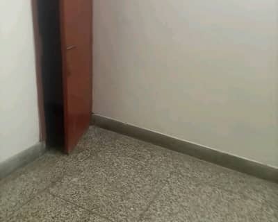 Lower Portion Of 7 Marla Available For rent In G-9