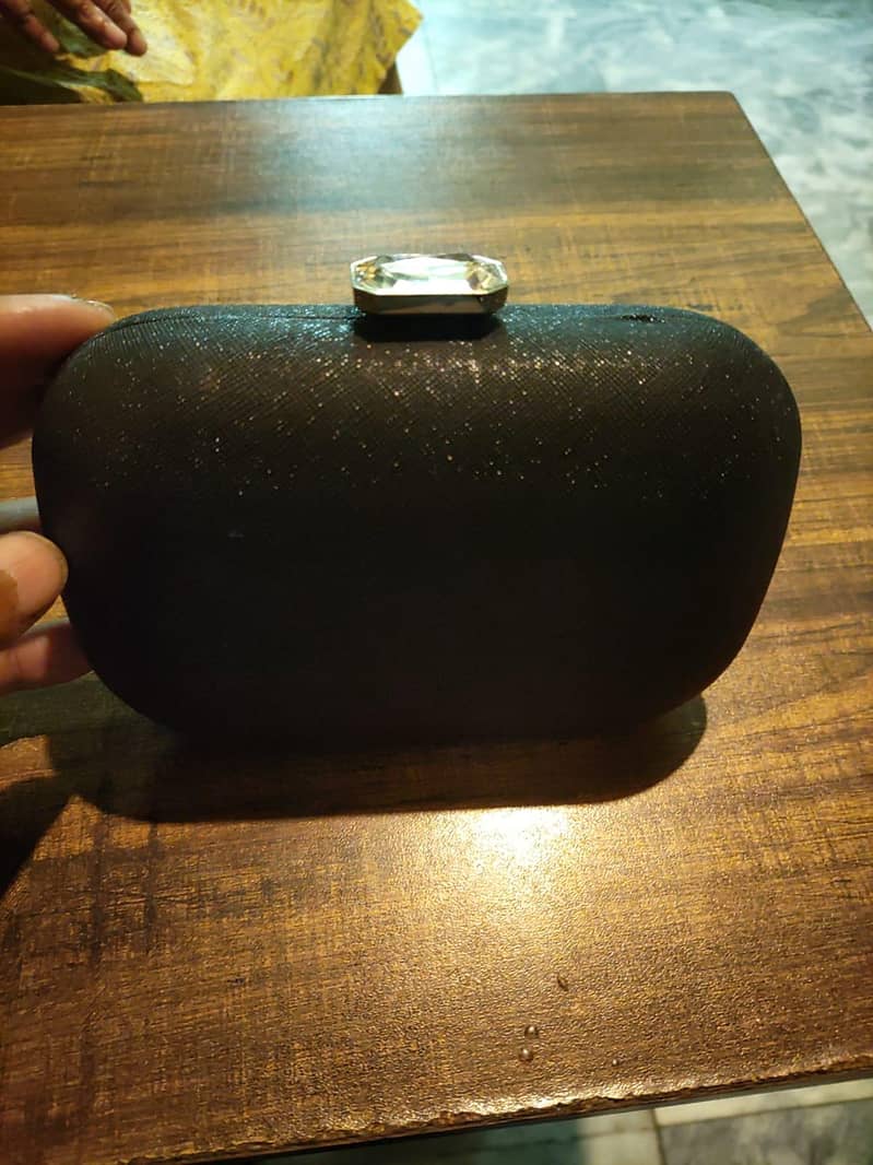 High quality purses. 3