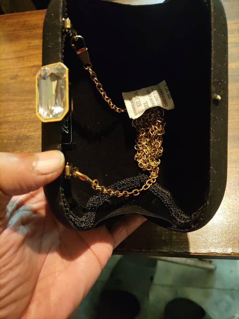 High quality purses. 4