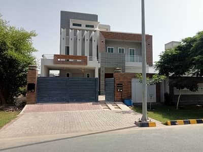 House for sale in Rahim Yar khan