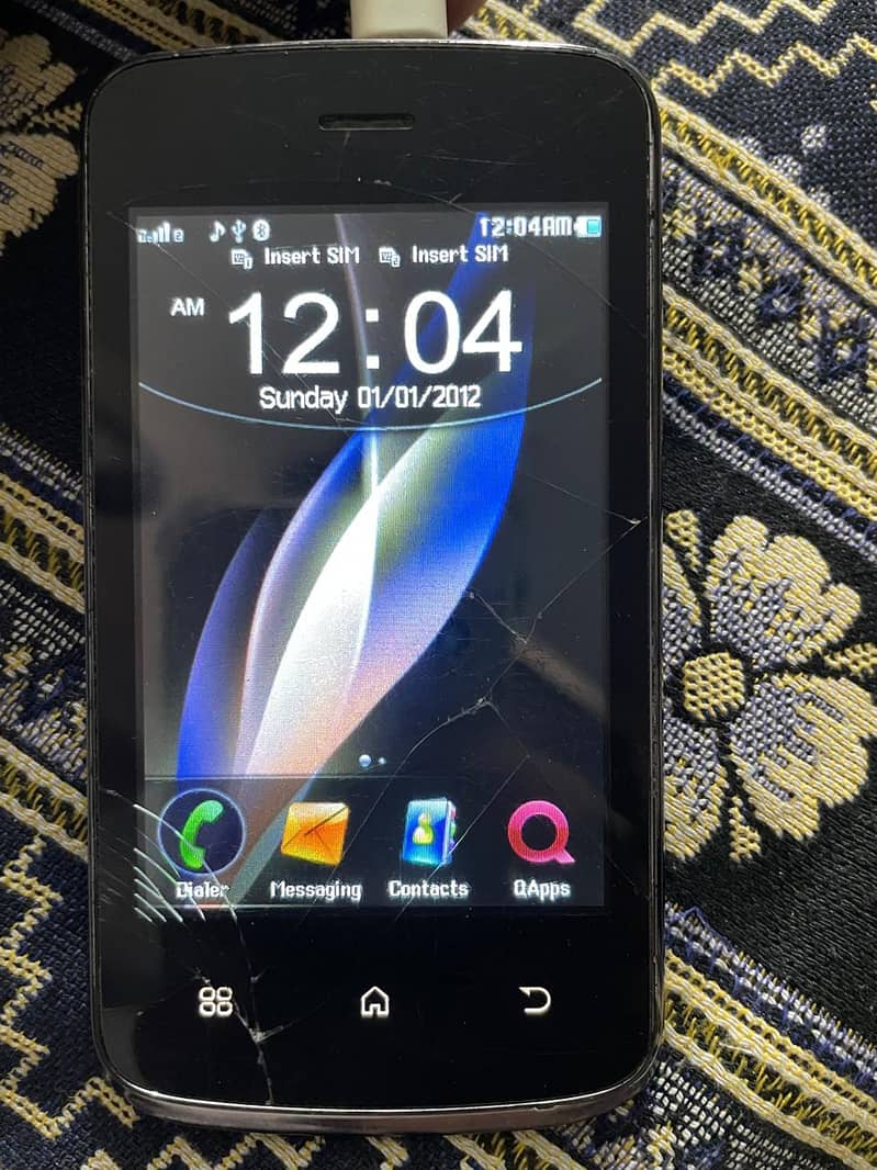 QMobile E880 1