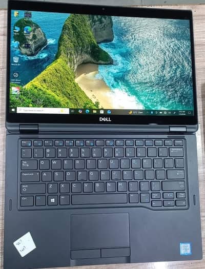 Dell 7390 ci5 8th gen. . . 8gb 256gb ssd. . . 2 in 1. . touch 360. . with c typ