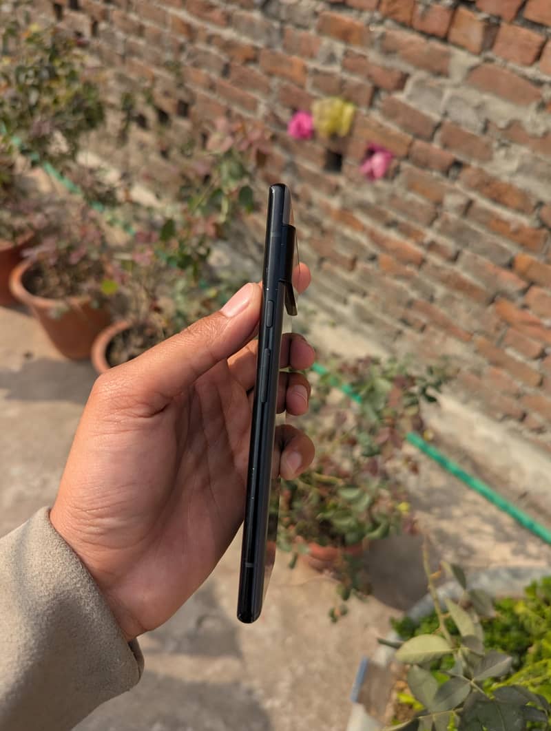 Google pixel 6 pro 2