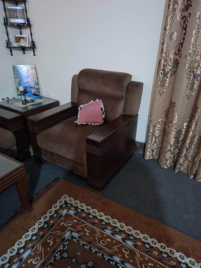 7seater sofa mazbut structure jest like new