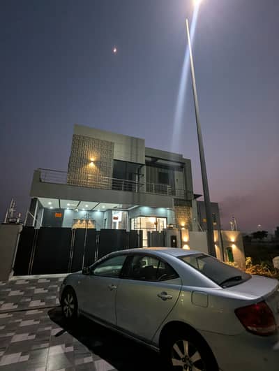 10 Marla Brand New House Available For Rent In Dha