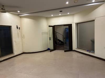 10 Marla House Available For Sale In Dha