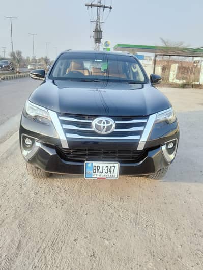 Toyota Fortuner V