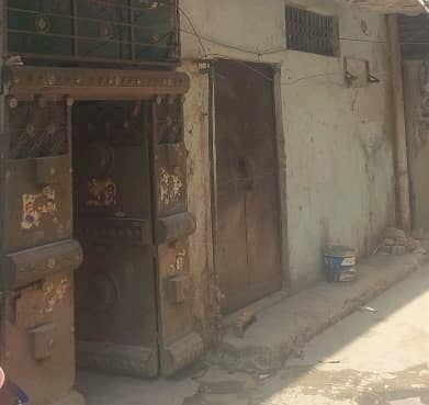 Single Storey 5 Marla House Available In Waris Colony For sale