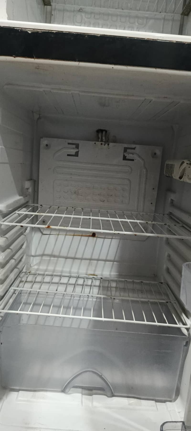 Refrigerator. 3