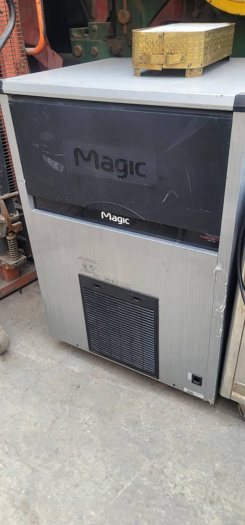 Icecube machine  / ICECUBE  MACHINE 60kg 0