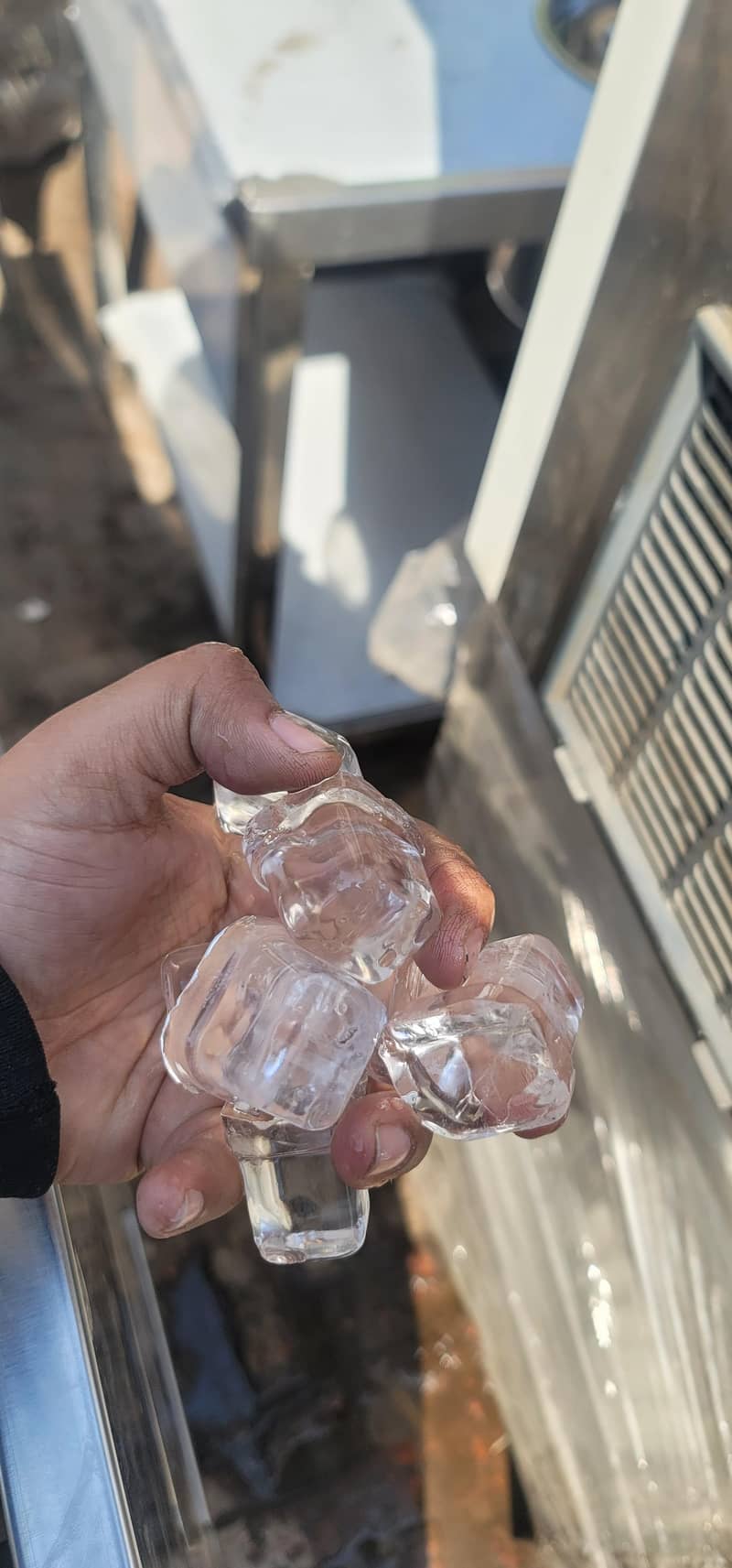 Icecube machine  / ICECUBE  MACHINE 60kg 3