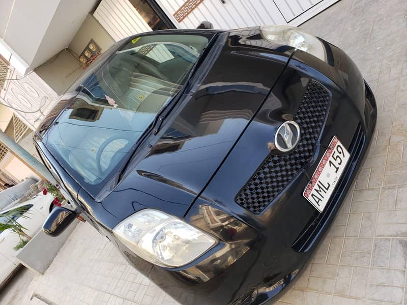 Vitz Push Start full option 9