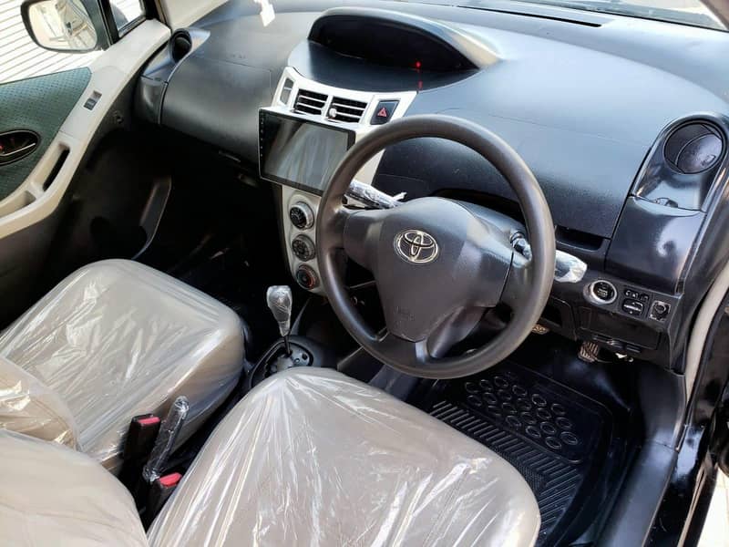 Vitz Push Start full option 11