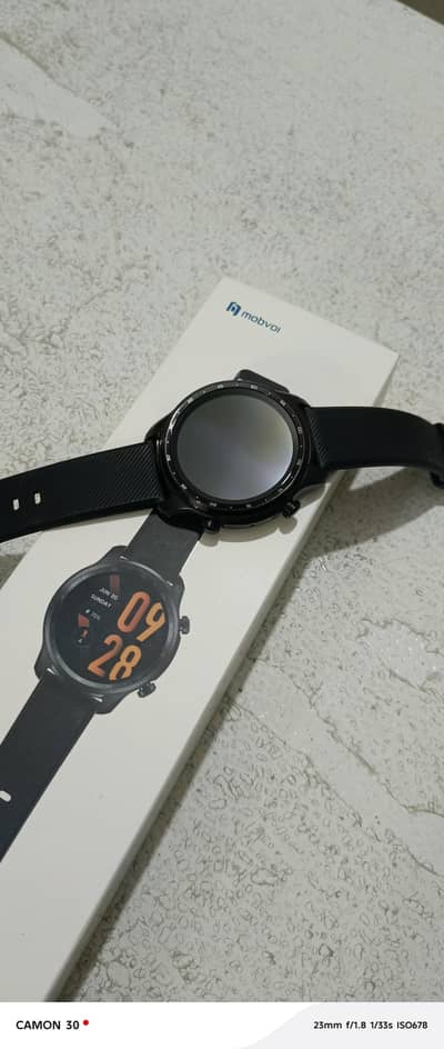 ticwatch pro 3 ultra with box and all genuine accessories