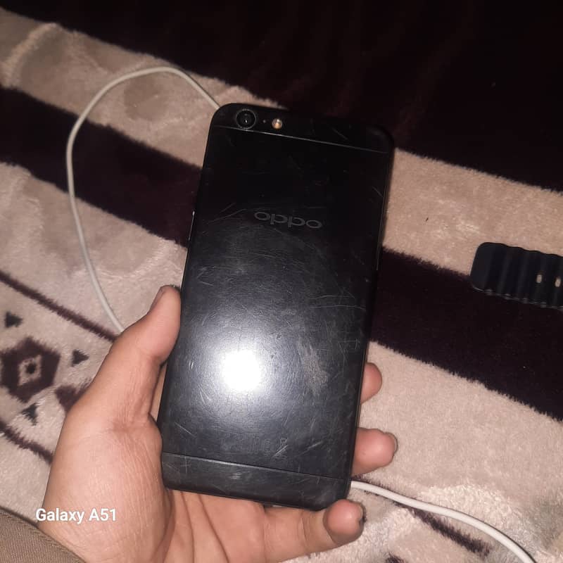 OPPO A57e 0