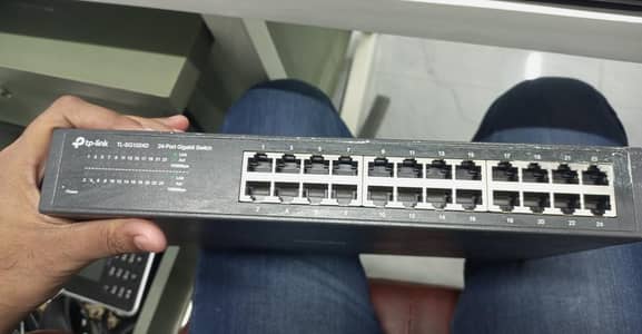 TL-SG1024D 24 Port gigabyte switch