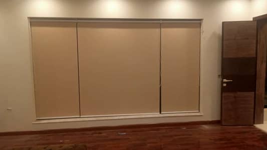 window blinds (Sun Light Block ) roller blinds wood floor vinyl floor