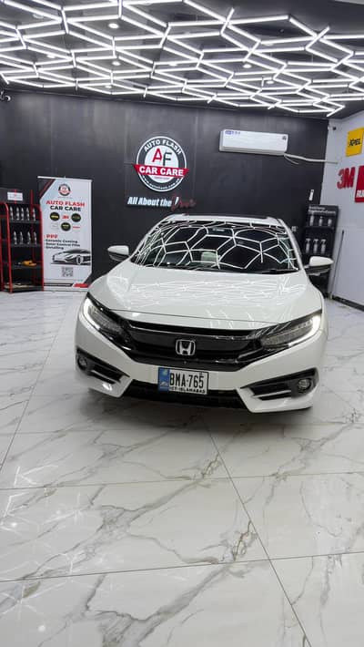 new youkoma ka tyre bhot achi gari ha