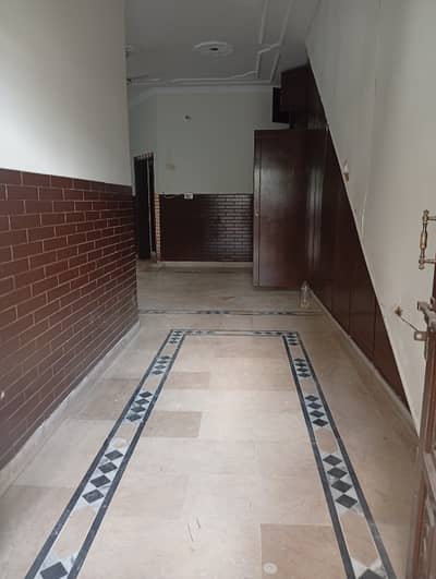 Upper Portion For Rent With Gas