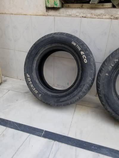 Dunlop tyre 165 70 12