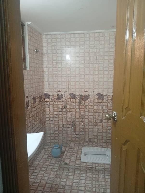 Upper Portion For Rent 4