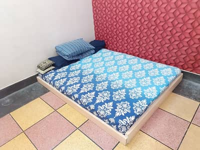 Floor bed