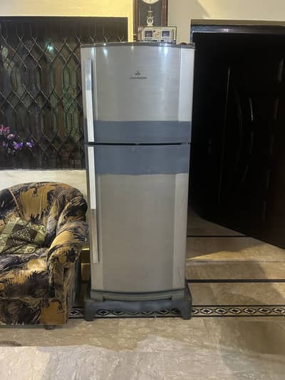 Dawlance jumbo size fridge