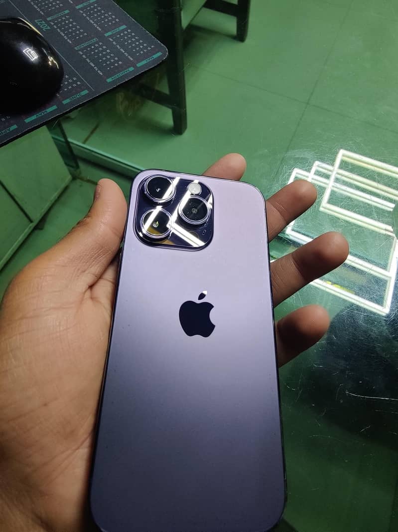 iPhone 14 pro 6
