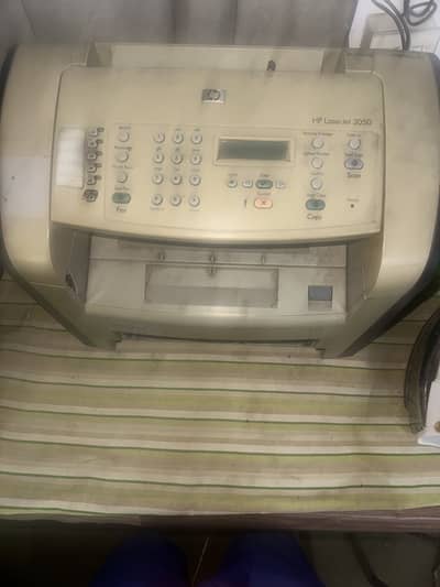 HP LaserJet M1319f MFP