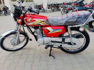 Honda Bike | Make CG 125 | Year 2025 | KM 6,200 | Call 0333 - 9485439