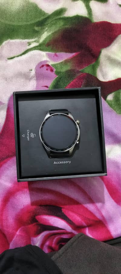 Yolo Ultron Smart Watch Amoled