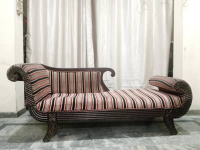 Poshish Dewan 3 Seater