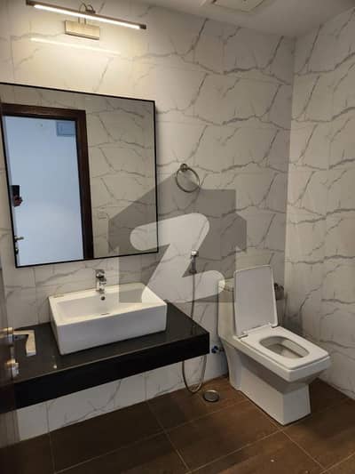 Luxury 2 Bed Golf Facing Apartment For Sale In 18 Green, Defence Raya Phase 6 DHA - Prime Location