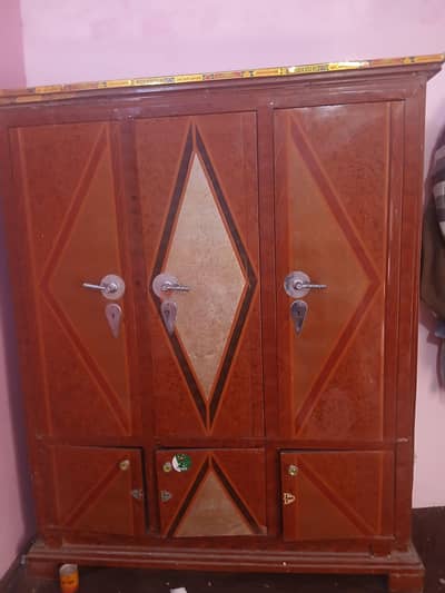 big size . heavy weight Wardrobes Almari