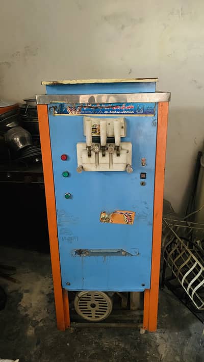 Ice cream machine 3 cone