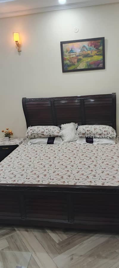king size double bed