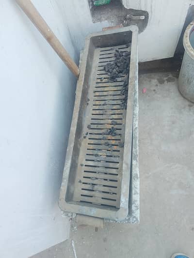 Charcoal and natural gas grill