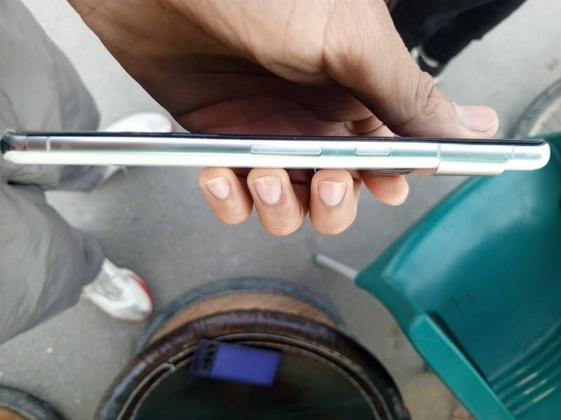 Google pixel 7 pro 2