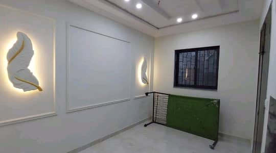 House For sale Is Readily Available In Prime Location Of Zaman Colony