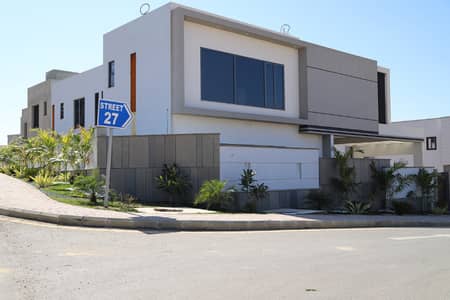 2100 SQ YARDS HOUSE AVAILABLE FOR SALE PRECINCT-3 Bahria Town Karachi.