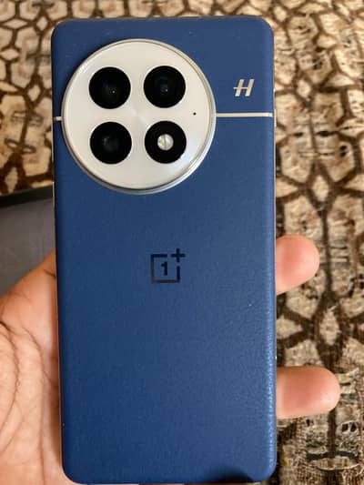 one plus 13 ___16/512 gb